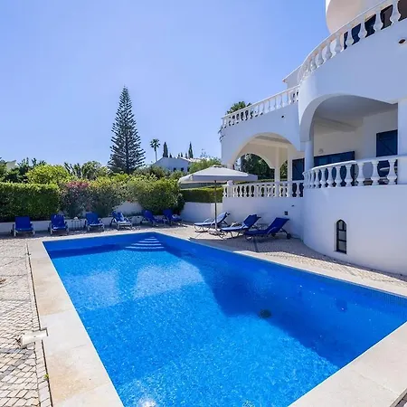 Spacious With Sea View And Heated Pool - - Casa Amizade Luz