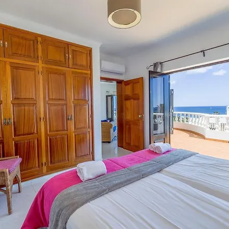 Spacious With Sea View And Heated Pool - - Casa Amizade