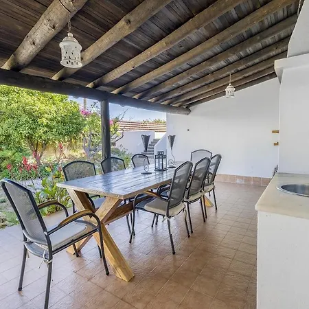 Spacious With Sea View And Heated Pool - - Casa Amizade Villa Praia Da Luz