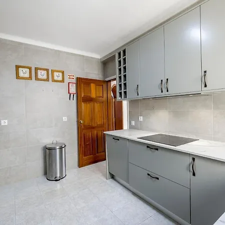 Spacious With Sea View And Heated Pool - - Casa Amizade *