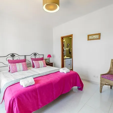 Spacious With Sea View And Heated Pool - - Casa Amizade Praia Da Luz