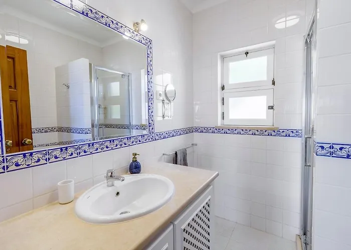 וילה Spacious With Sea View And Heated Pool - - Casa Amizade