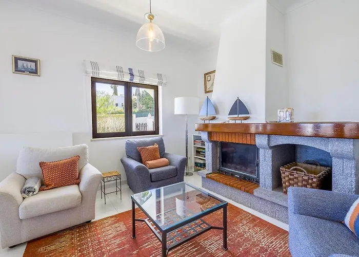 Spacious With Sea View And Heated Pool - - Casa Amizade Senhora da Luz