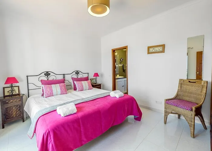 Spacious With Sea View And Heated Pool - - Casa Amizade Senhora da Luz